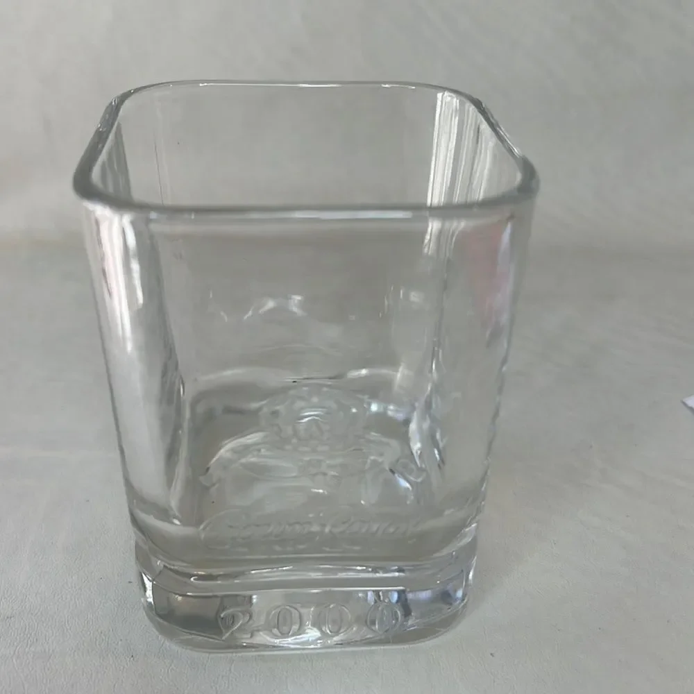 Crown Royal Square Rocks Glass 8 Oz 3 1/2 In Tall 2 3/4 Square Whiskey Shot 2000